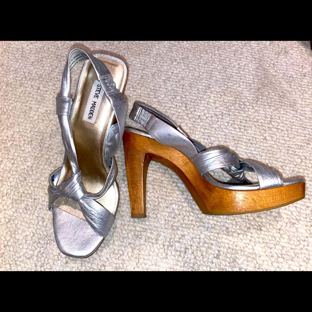 Steve Madden sz 10 Silver Metallic wood platform great party shoes